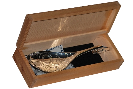 Raven, Gathering Ladle