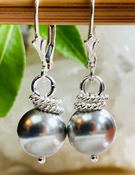 HD, Sidney, Classic Pearl Earrings, Grey Mauve